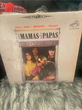 The Mamas & The Papas Self-Titled Vinyl LP - RCA Victor